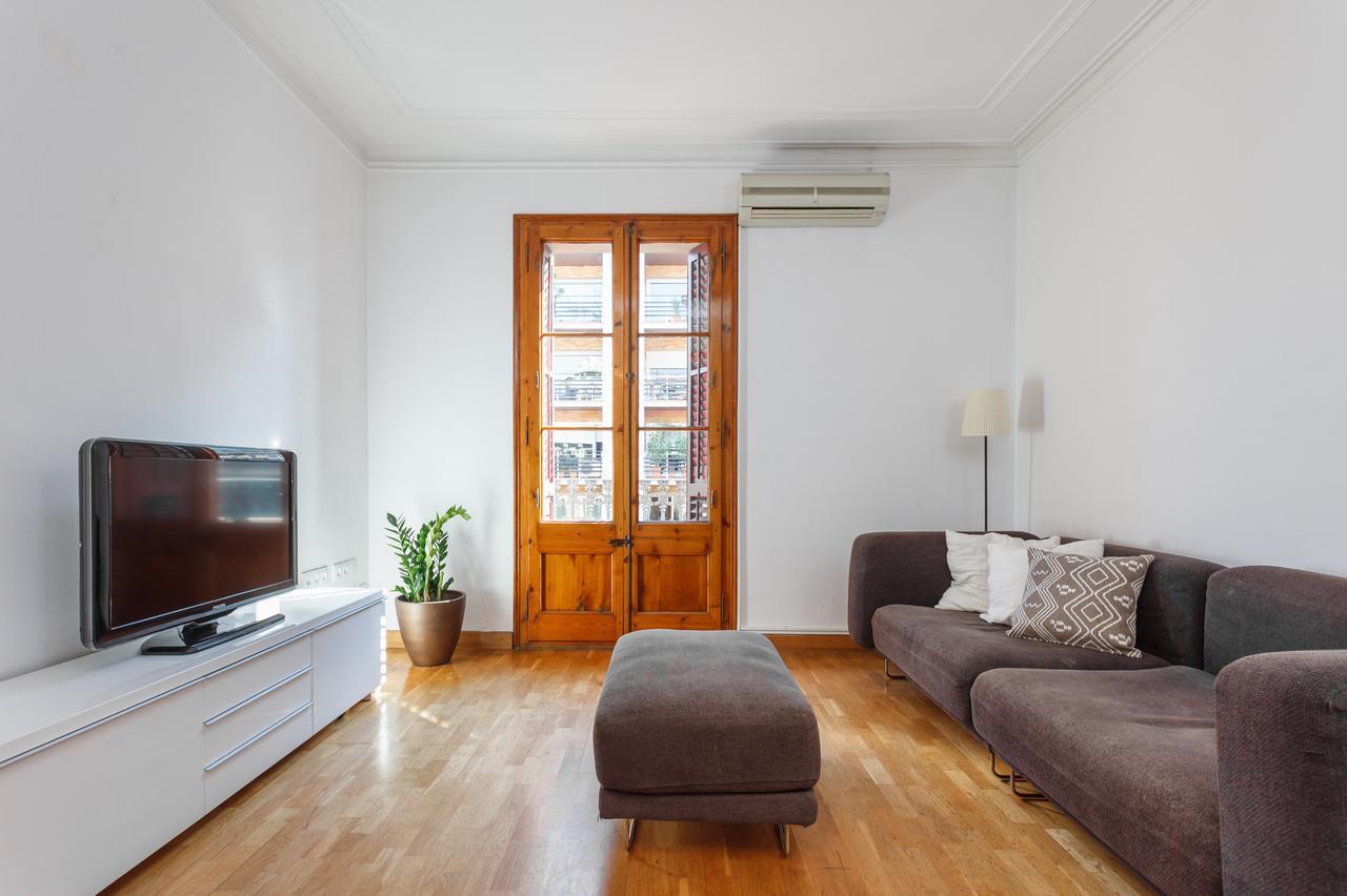 Apartamento Flateli Aribau Barcelona Exterior foto
