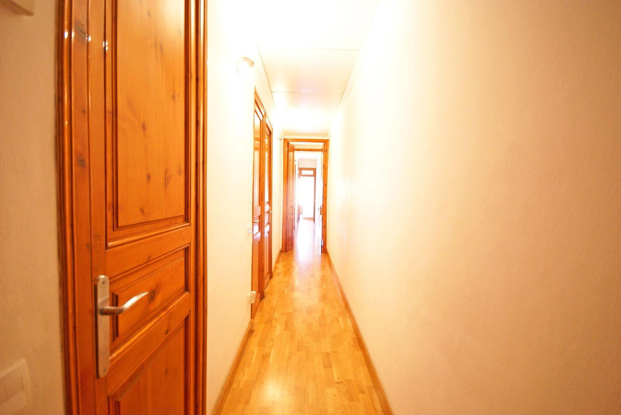 Apartamento Flateli Aribau Barcelona Exterior foto